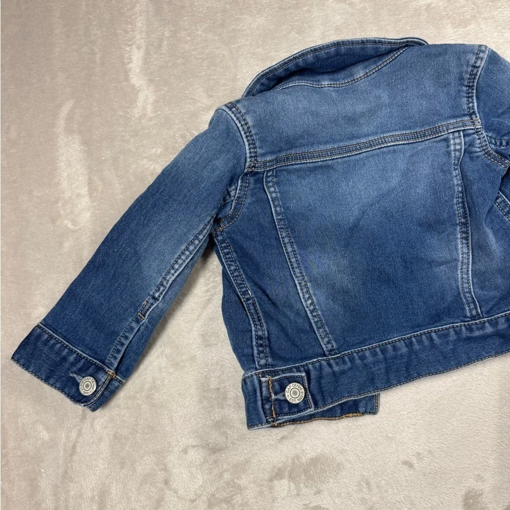 Gap Denim Button Front Collared Girl’s Blue Jeans Jacket Size 18-24 Months